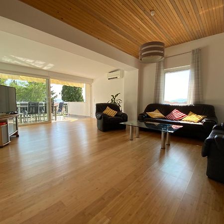 Villa Flora Kaštela Extérieur photo
