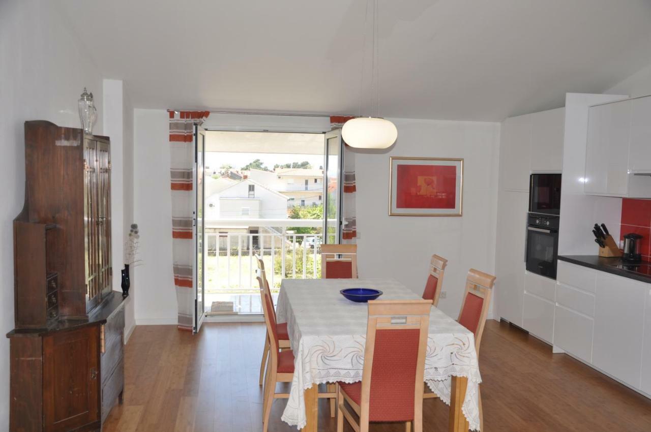 Villa Flora Kaštela Extérieur photo